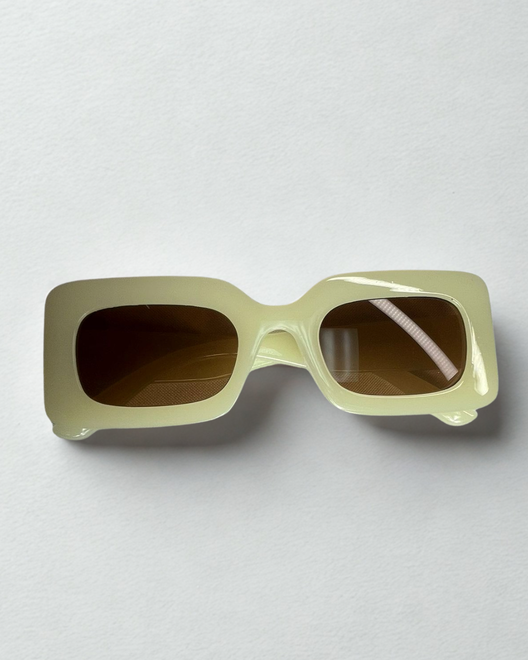 Chic Frames Collection